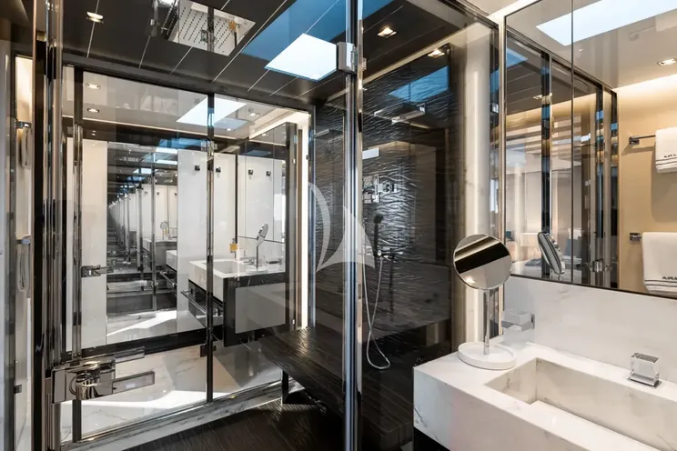 Charter Yacht TOY - Mangusta Oceano 43 - 5 Cabins - Cannes - Monaco - St Tropez - French Riviera