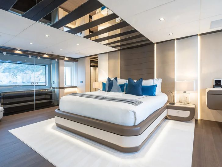 TOY Mangusta Oceano 43 - master cabin TOY Mangusta Oceano 43 - master cabin