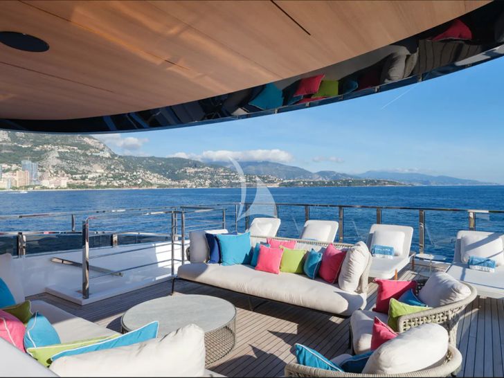 TOY Mangusta Oceano 43 - sun deck aft TOY Mangusta Oceano 43 - sun deck aft