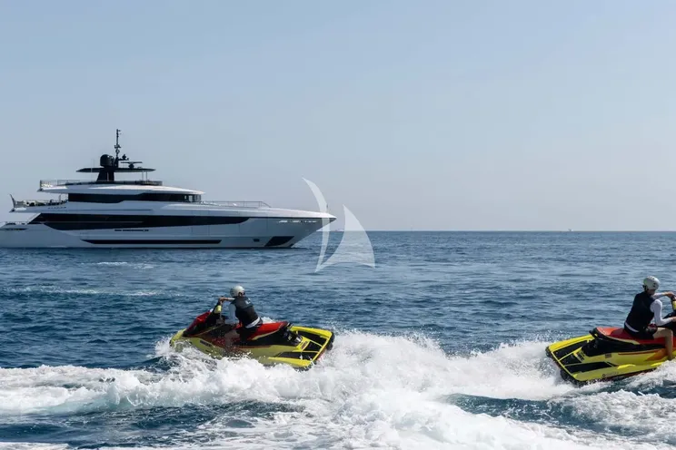 Charter Yacht TOY - Mangusta Oceano 43 - 5 Cabins - Cannes - Monaco - St Tropez - French Riviera