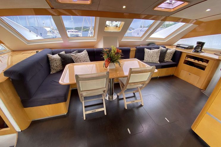 Charter Yacht TRES SUENOS - Privilege 61 - 3 cabins - St Thomas - St John - St Croix