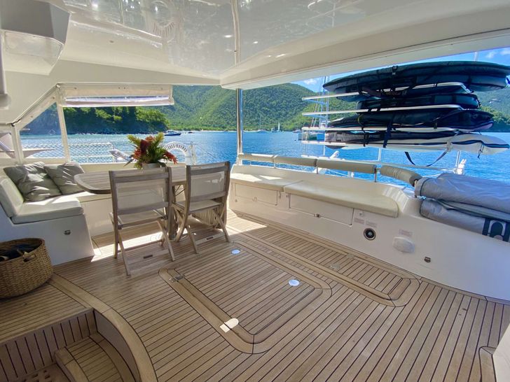 TRES SUENOS - Aft Deck TRES SUENOS - Aft Deck