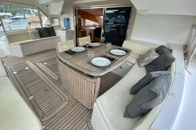 Charter Yacht TRES SUENOS - Privilege 61 - 3 cabins - St Thomas - St John - St Croix