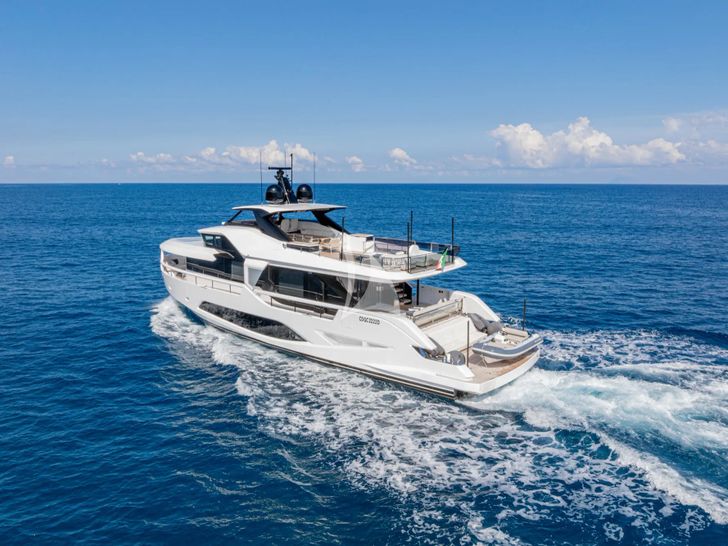 TRILOGY Ferretti Infynito 80 - cruising aft view TRILOGY Ferretti Infynito 80 - cruising aft view