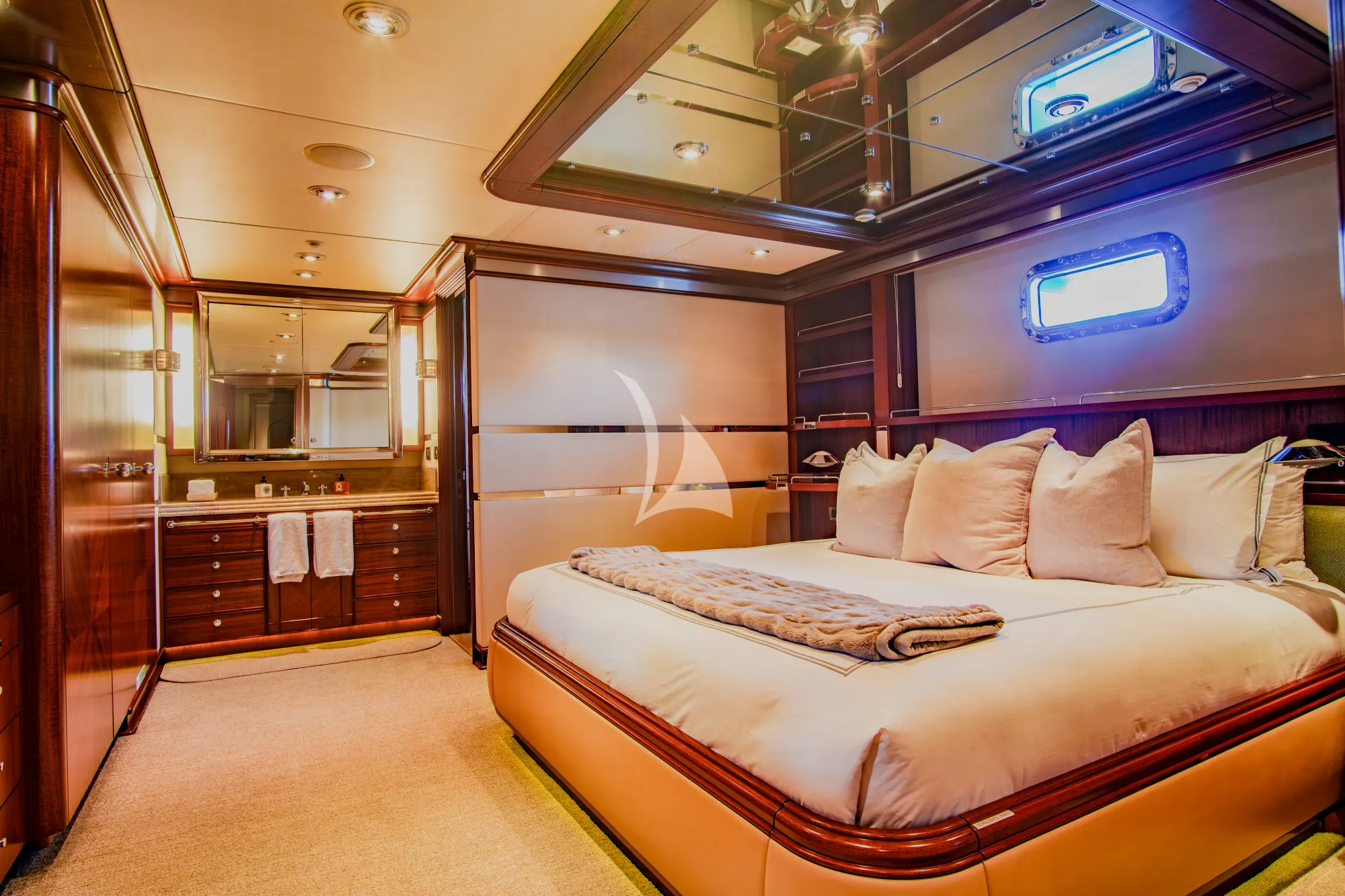 Charter Yacht TRITON - Delta Marine 49m - 4 Cabins - Barra De Navidad - Sea of Cortez - Mexico