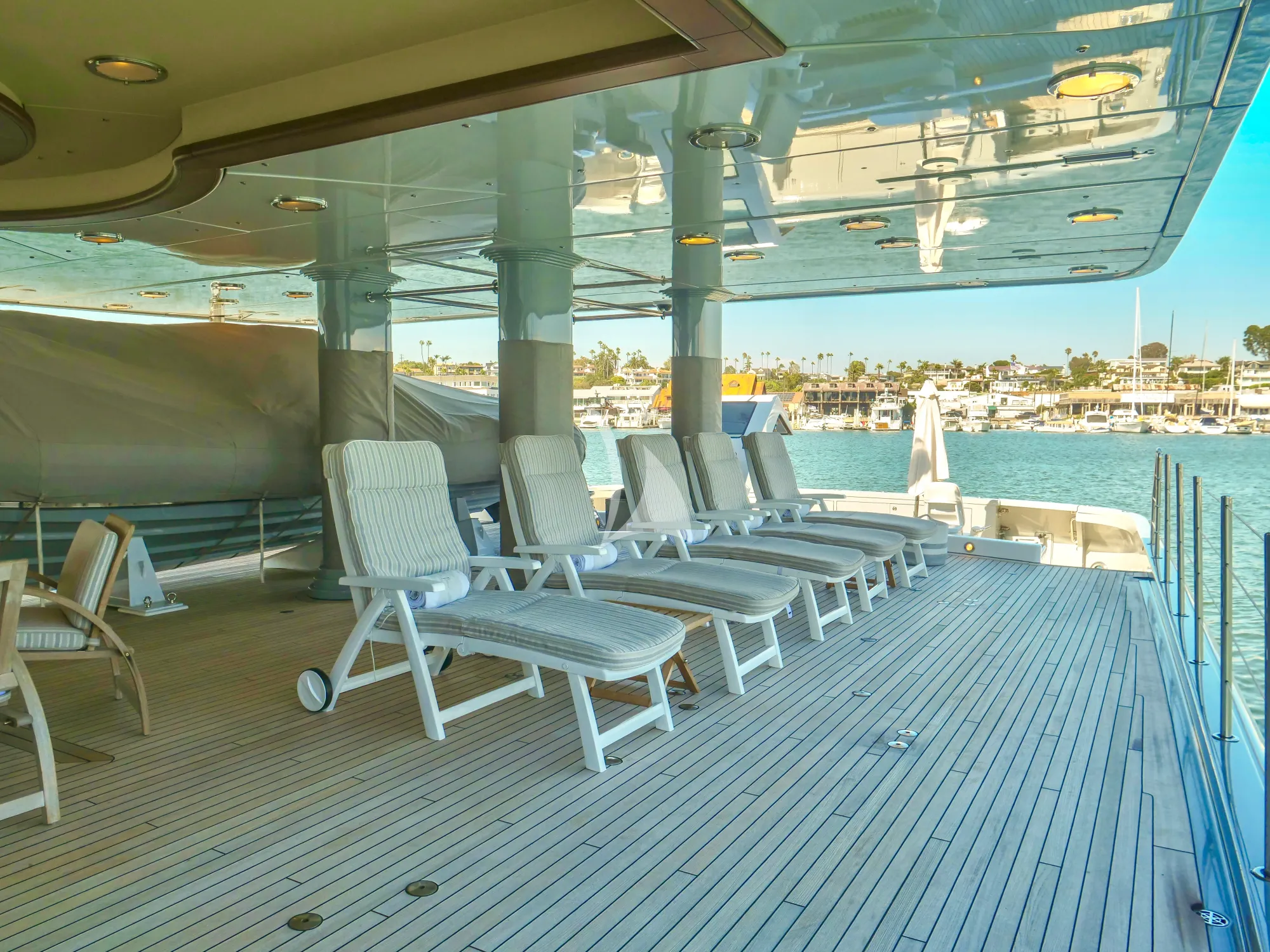 Charter Yacht TRITON - Delta Marine 49m - 4 Cabins - Barra De Navidad - Sea of Cortez - Mexico