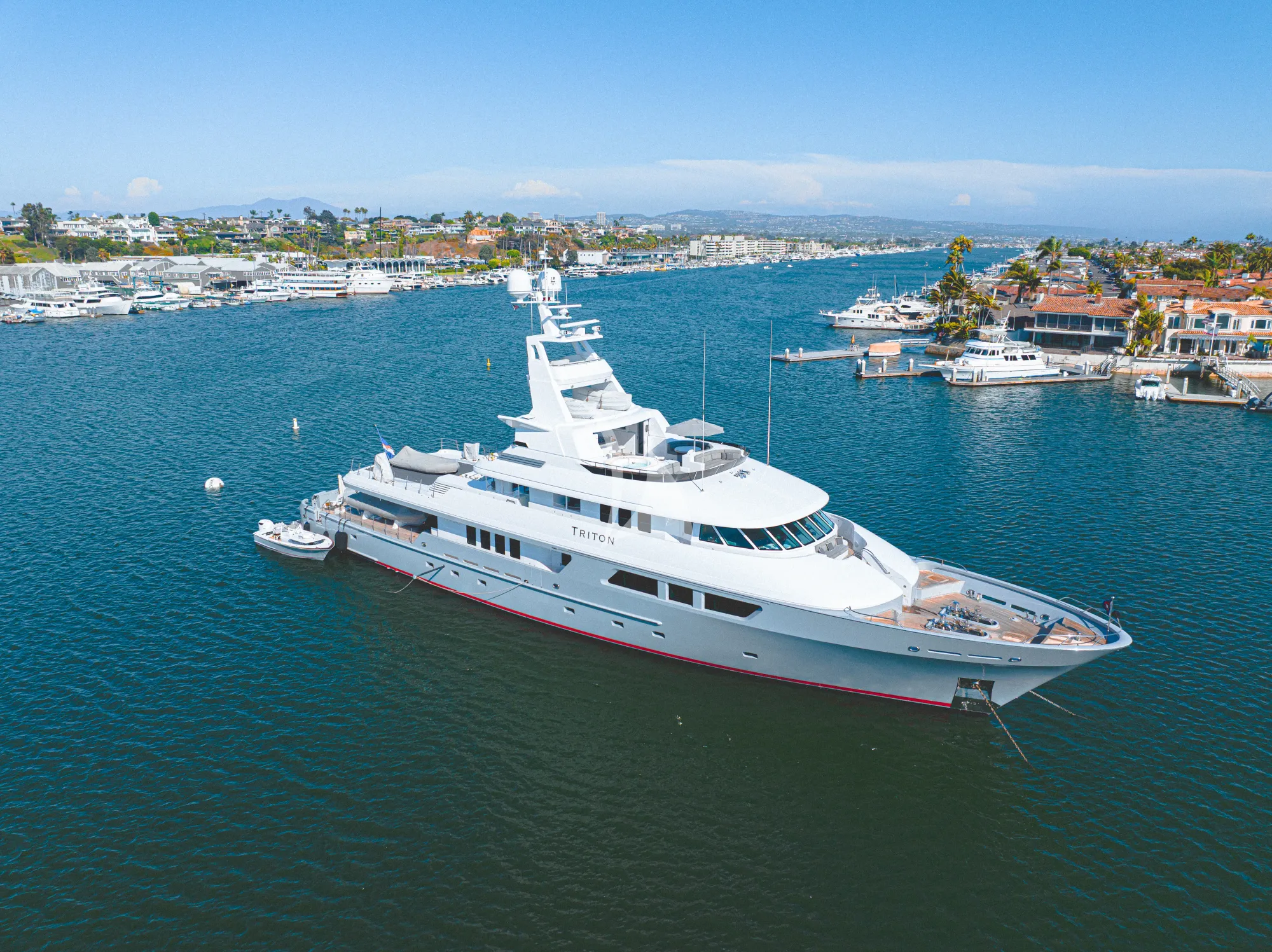 Charter Yacht TRITON - Delta Marine 49m - 4 Cabins - Barra De Navidad - Sea of Cortez - Mexico