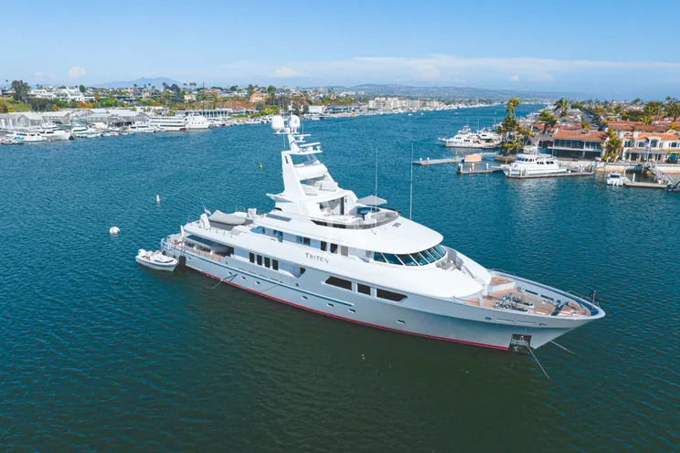 Charter Yacht TRITON - Delta Marine 49m - 4 Cabins - Barra De Navidad - Sea of Cortez - Mexico