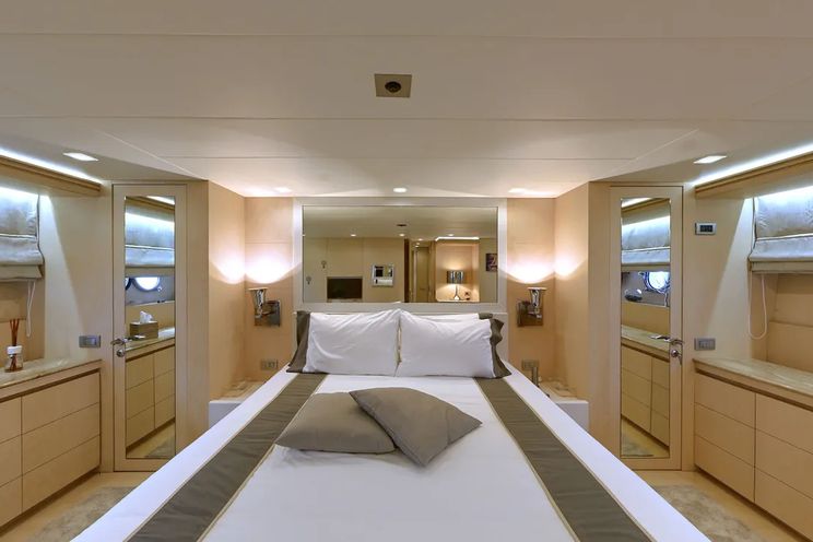 Charter Yacht TUSCAN SUN - Maiora 106 - 5 Cabins - Split - Hvar - Korcula - Dubrovnik