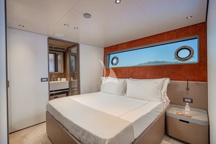 Charter Yacht TWINS - Ferretti Custom Line Navetta 30 - 5 Cabins - Naples - Capri - Positano - Amalfi Coast - Italy