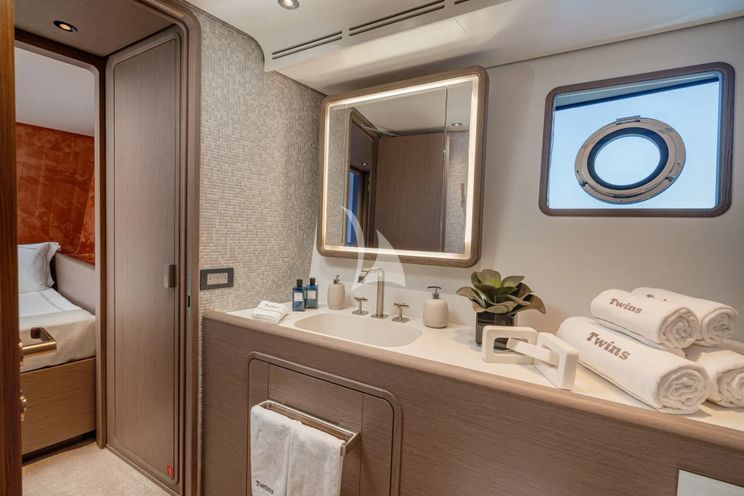 Charter Yacht TWINS - Ferretti Custom Line Navetta 30 - 5 Cabins - Naples - Capri - Positano - Amalfi Coast - Italy