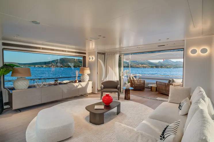 Charter Yacht TWINS - Ferretti Custom Line Navetta 30 - 5 Cabins - Naples - Capri - Positano - Amalfi Coast - Italy