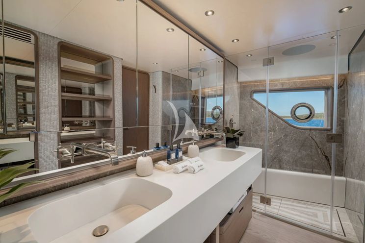 Charter Yacht TWINS - Ferretti Custom Line Navetta 30 - 5 Cabins - Naples - Capri - Positano - Amalfi Coast - Italy