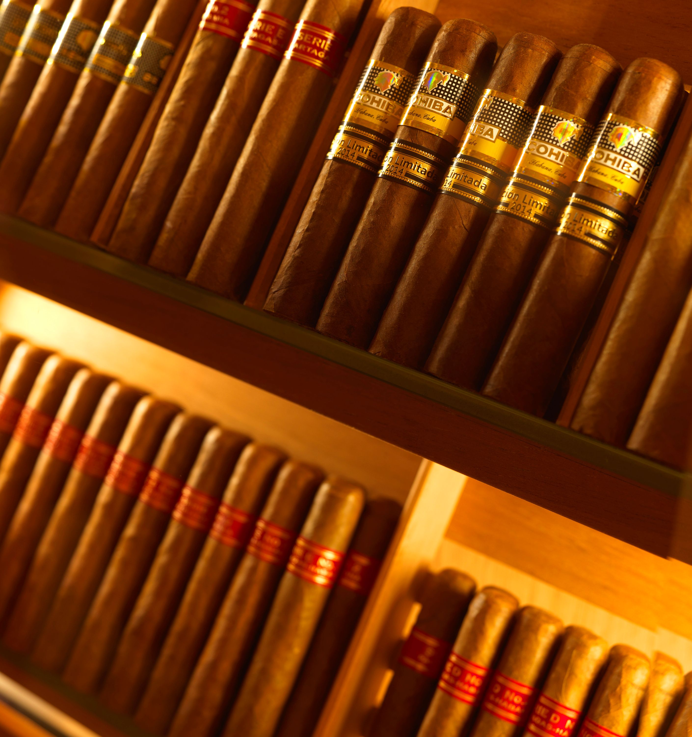 The Wellesley cigar detail