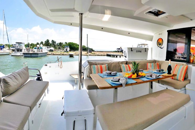 Charter Yacht TRANQUILO - Fountaine Pajot Soana 47 - 4 Cabins - San Pedro - Goff's Caye - St. George`s Caye - Belize