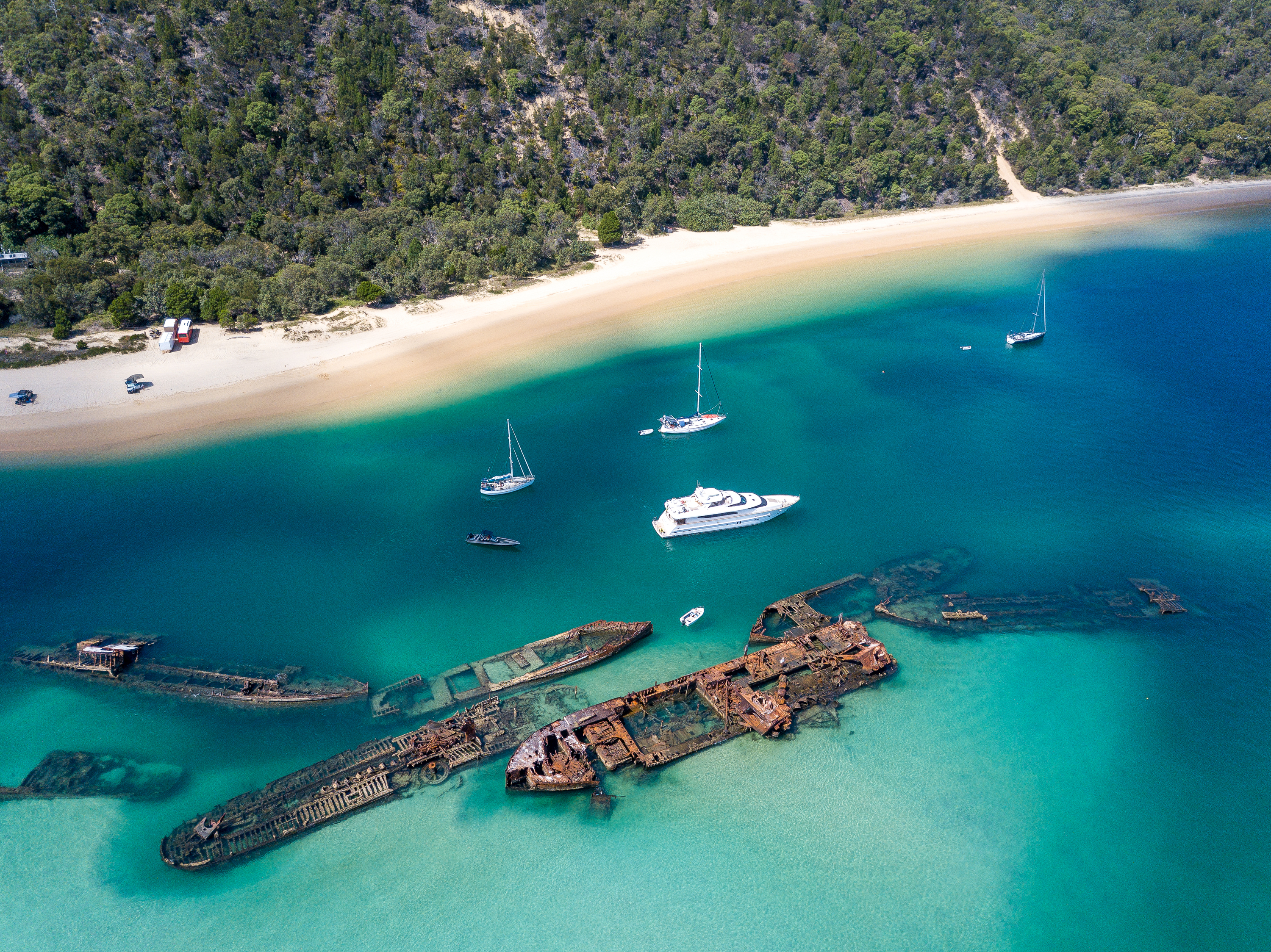 Charter Yacht TRIPLE888EIGHT - Horizon 94 - 4 Cabins - Fiji - Melanesia - South Pacific