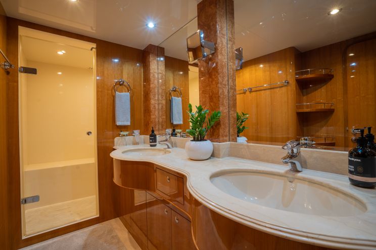 Charter Yacht TRIPLE888EIGHT - Horizon 94 - 4 Cabins - Fiji - Melanesia - South Pacific