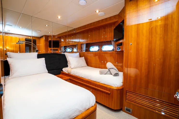 Charter Yacht TRIPLE888EIGHT - Horizon 94 - 4 Cabins - Fiji - Melanesia - South Pacific