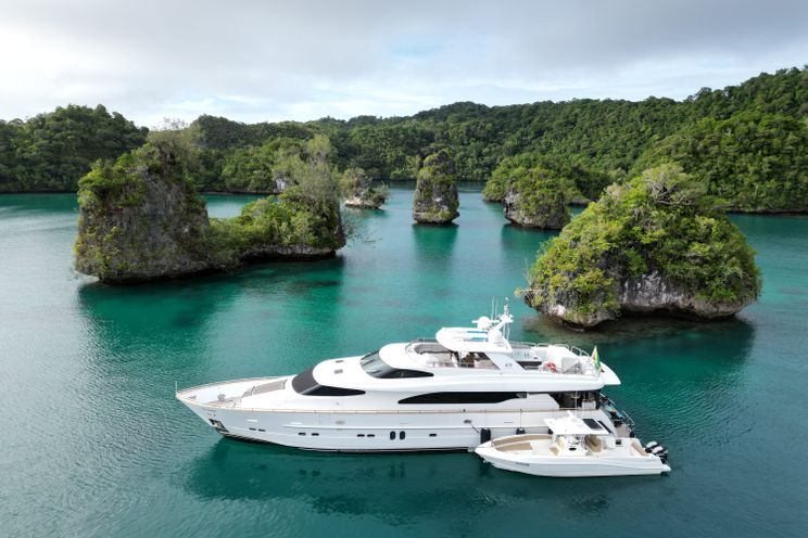 Charter Yacht TRIPLE888EIGHT - Horizon 94 - 4 Cabins - Fiji - Melanesia - South Pacific