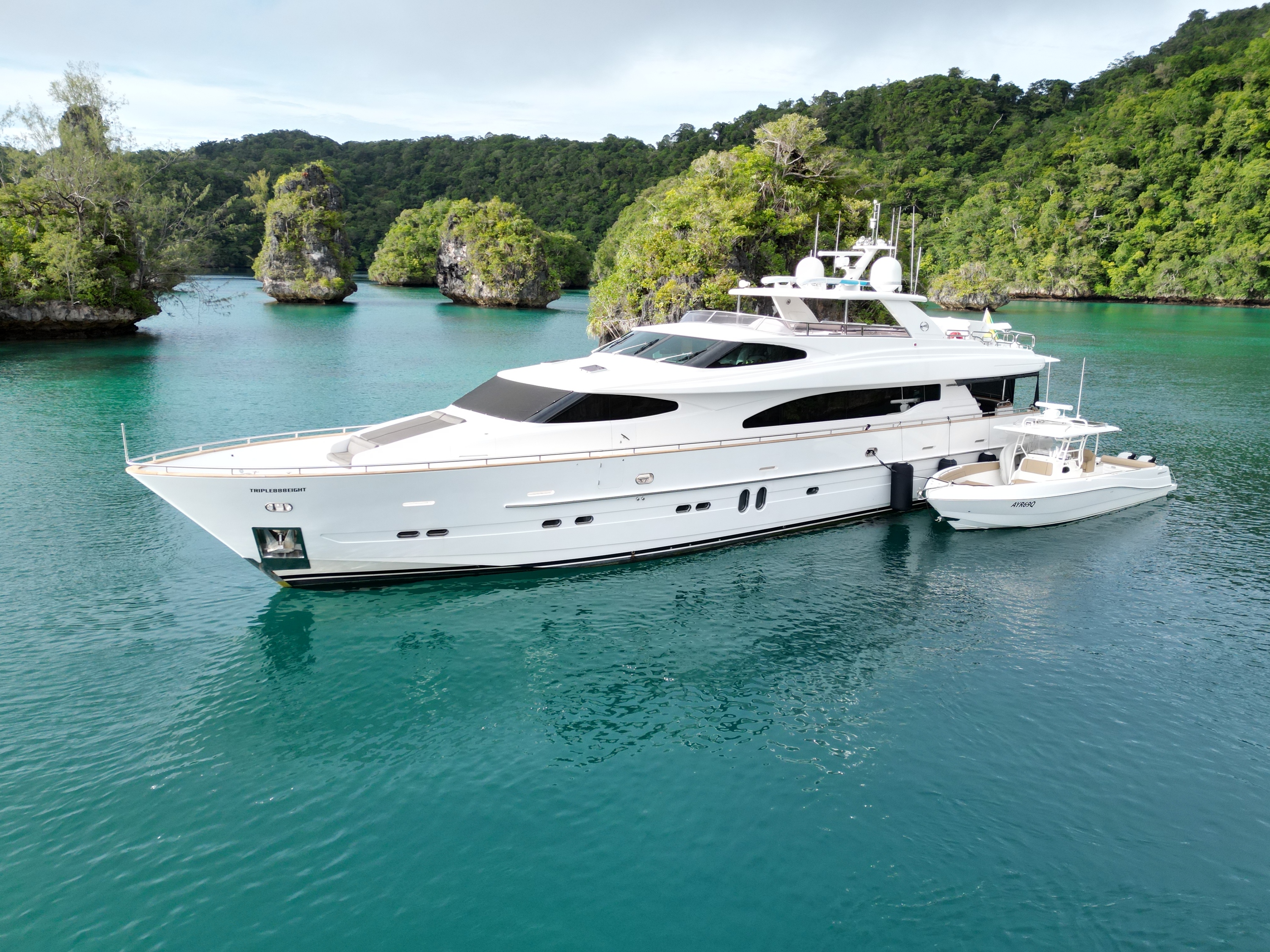 Charter Yacht TRIPLE888EIGHT - Horizon 94 - 4 Cabins - Fiji - Melanesia - South Pacific