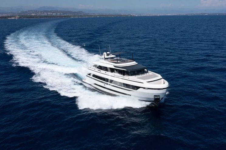 Charter Yacht UILIA - ISA Extra 93 - 5 Cabins - Monaco - Nice - Antibes - Cannes - St Tropez - French Riviera