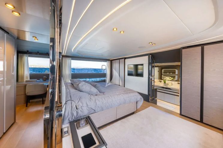 Charter Yacht UILIA - ISA Extra 93 - 5 Cabins - Monaco - Nice - Antibes - Cannes - St Tropez - French Riviera