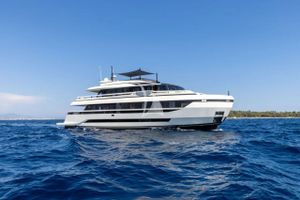 UILIA - ISA Extra 93 - 5 Cabins - Monaco - Nice - Antibes - Cannes - St Tropez - French Riviera UILIA - ISA Extra 93 - 5 Cabins - Monaco - Nice - Antibes - Cannes - St Tropez - French Riviera