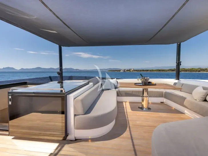 UILIA ISA Extra 93 - sun deck lounge UILIA ISA Extra 93 - sun deck lounge