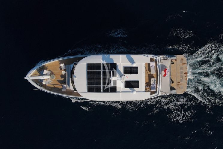 Charter Yacht UKIEL - Aegean Explorer M26 - 6 Cabins - Naples - Capri - Positano - Amalfi Coast