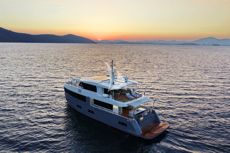 Charter Yacht UKIEL - Aegean Explorer M26 - 6 Cabins - Naples - Capri - Positano - Amalfi Coast