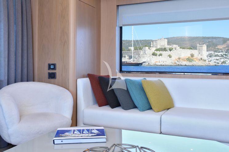 Charter Yacht UKIEL - Aegean Explorer M26 - 6 Cabins - Naples - Capri - Positano - Amalfi Coast - Italy