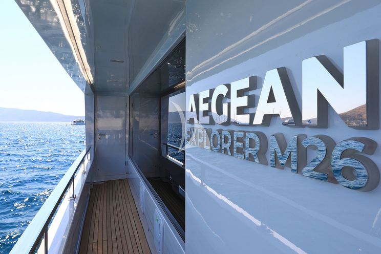 Charter Yacht UKIEL - Aegean Explorer M26 - 6 Cabins - Naples - Capri - Positano - Amalfi Coast