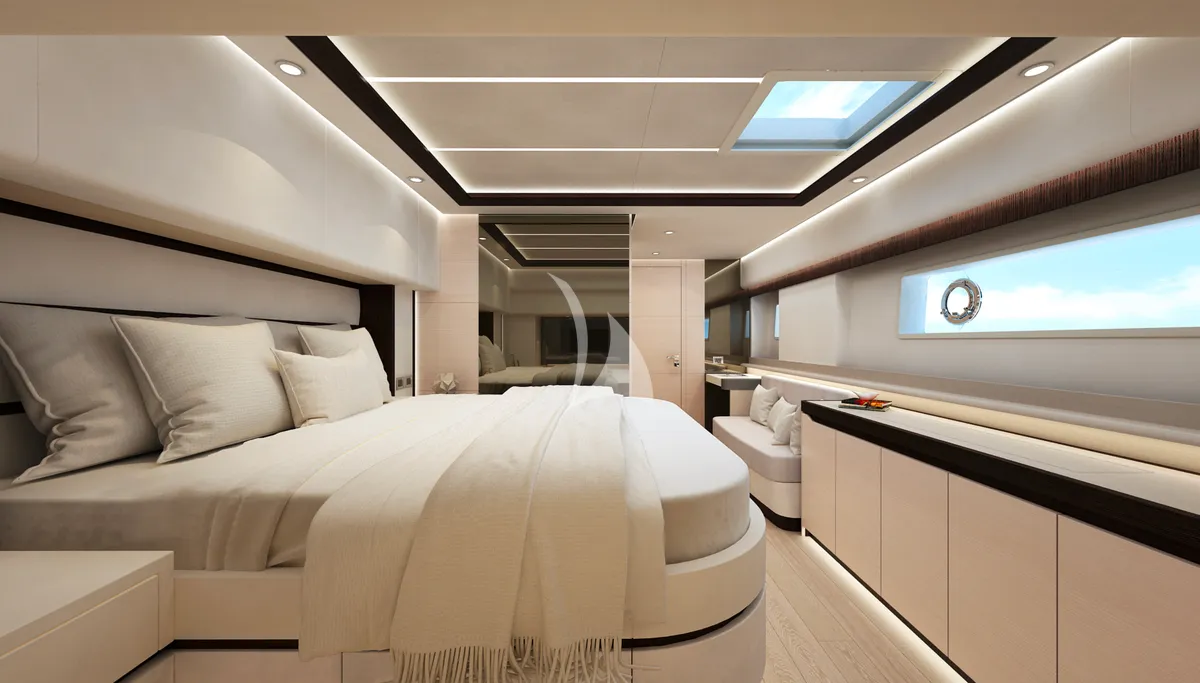 UNDER THE RADAR HeySea 80 - master cabin