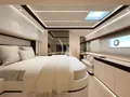 UNDER THE RADAR HeySea 80 - master cabin UNDER THE RADAR HeySea 80 - master cabin