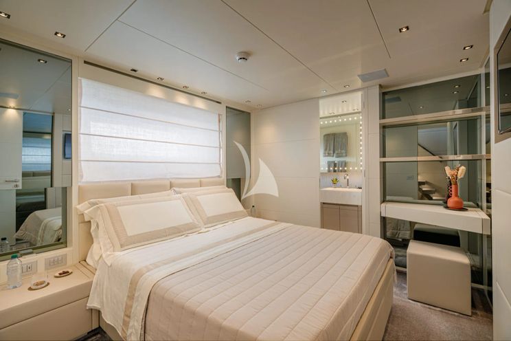 Charter Yacht UNICKA - Sanlorenzo SD92 - 5 Cabins - Naples - Capri - Positano - Amalfi Coast - Italy