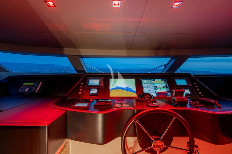 Charter Yacht UNICKA - Sanlorenzo SD92 - 5 Cabins - Naples - Capri - Positano - Amalfi Coast - Italy