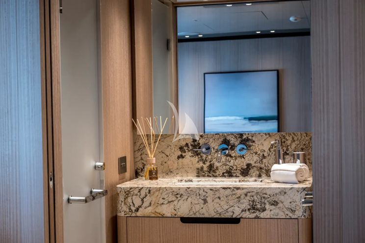 Charter Yacht UNIQUE S - Sanlorenzo SD118 - 5 Cabins - Antibes - Cannes - Nice - St. Tropez - French Riviera