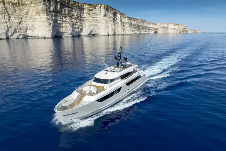 Charter Yacht UNIQUE S - Sanlorenzo SD118 - 5 Cabins - Antibes - Cannes - Nice - St. Tropez - French Riviera