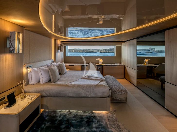 UNIQUE S Sanlorenzo SD118 - master cabin UNIQUE S Sanlorenzo SD118 - master cabin