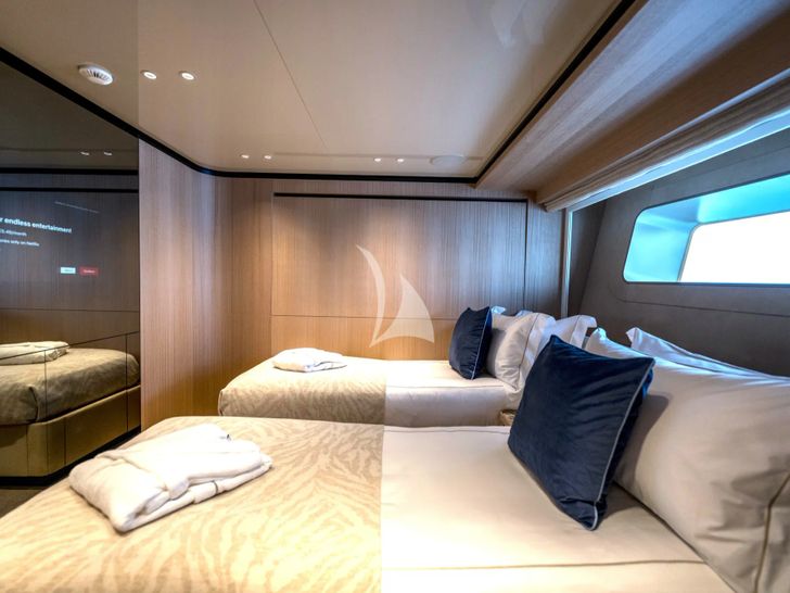 UNIQUE S Sanlorenzo SD118 - twin cabin UNIQUE S Sanlorenzo SD118 - twin cabin