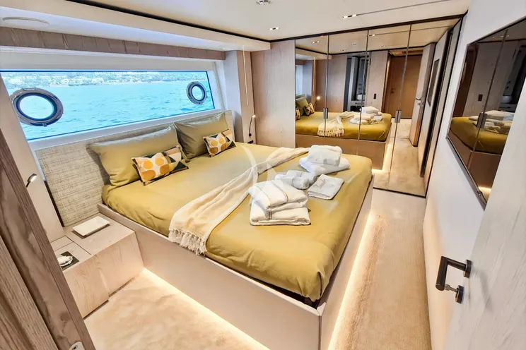 Charter Yacht UPSTREAM - Ferretti Custom Line Navetta 33 - 5 Cabins - Cogolin - Cannes - Nice - Antibes - St Tropez - Monaco - French Riviera