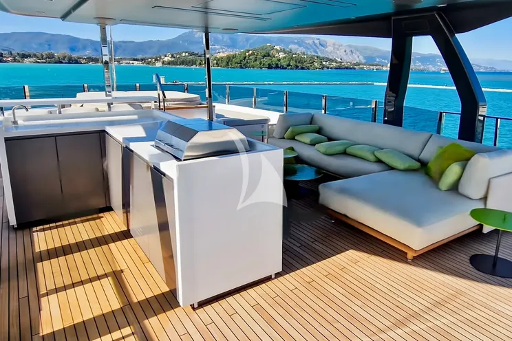 Charter Yacht UPSTREAM - Ferretti Custom Line Navetta 33 - 5 Cabins - Cogolin - Cannes - Nice - Antibes - St Tropez - Monaco - French Riviera