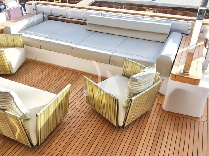 UPSTREAM Ferretti Custom Line Navetta 33 - main aft deck lounge UPSTREAM Ferretti Custom Line Navetta 33 - main aft deck lounge
