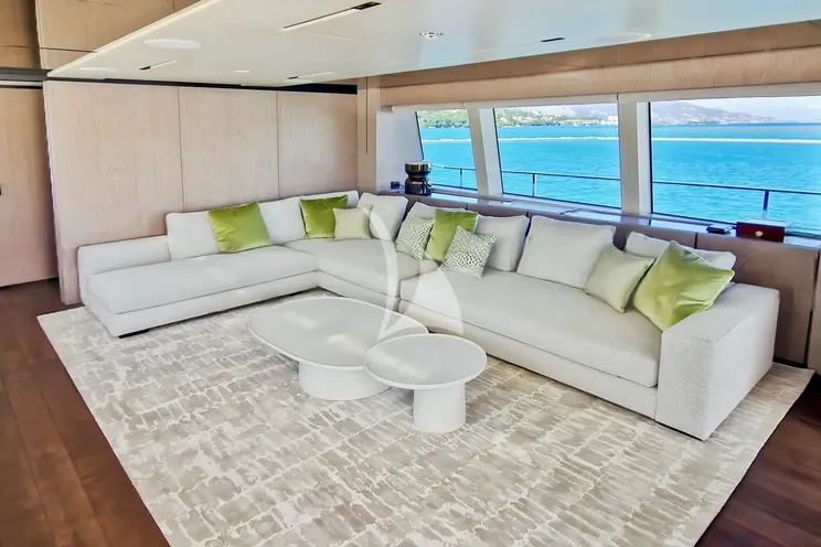 Charter Yacht UPSTREAM - Ferretti Custom Line Navetta 33 - 5 Cabins - Cogolin - Cannes - Nice - Antibes - St Tropez - Monaco - French Riviera