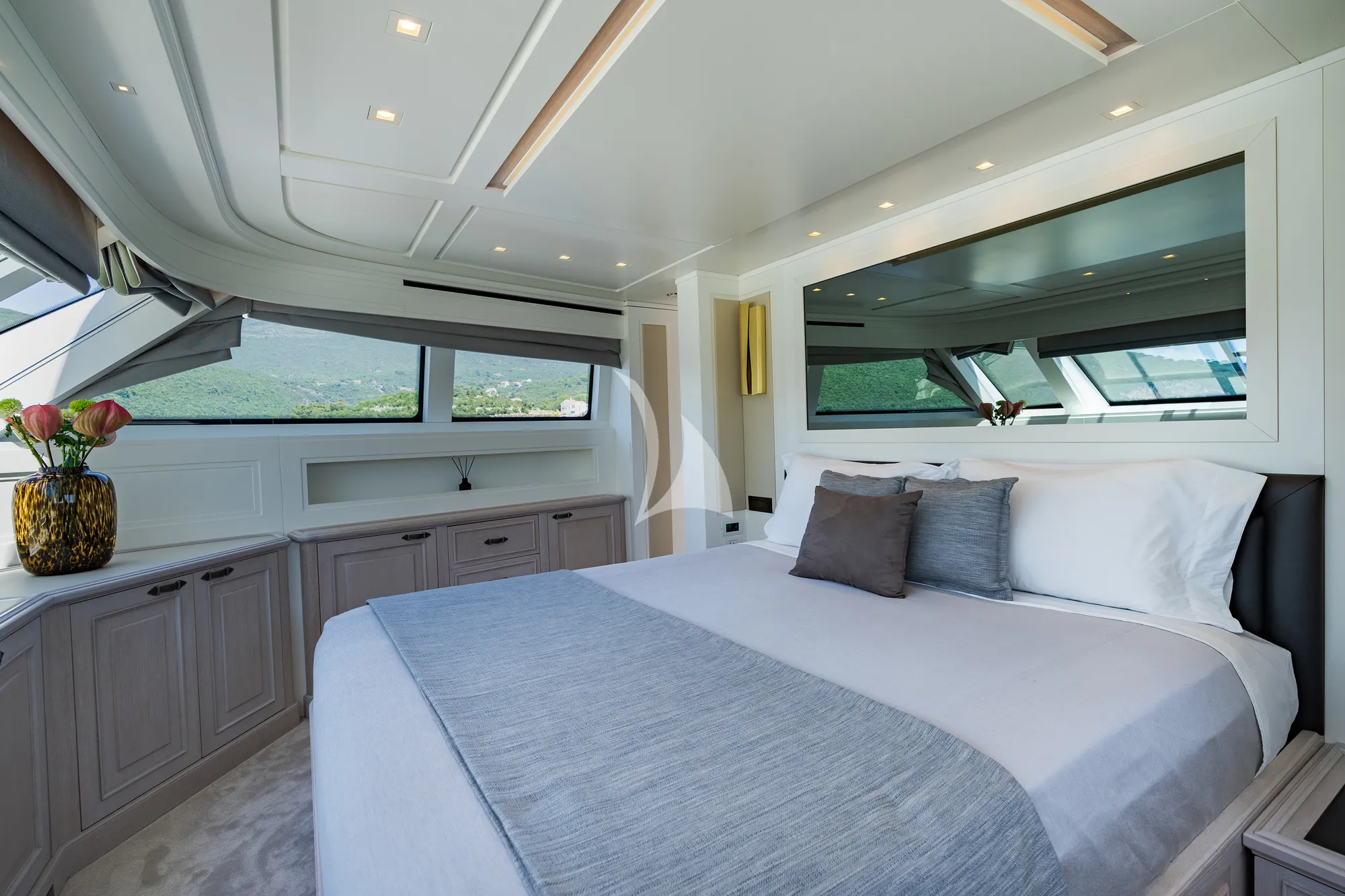 Charter Yacht VALENTINA II - Sanlorenzo SD90 - 4 Cabins - Tivat - Kotor - Budva - Montenegro - Croatia