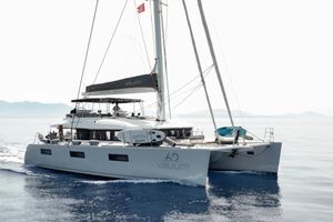 VALIUM 62 - Lagoon 620 - 5 Cabins - Athens - Mykonos - Paros - Cyclades - Greece VALIUM 62 - Lagoon 620 - 5 Cabins - Athens - Mykonos - Paros - Cyclades - Greece