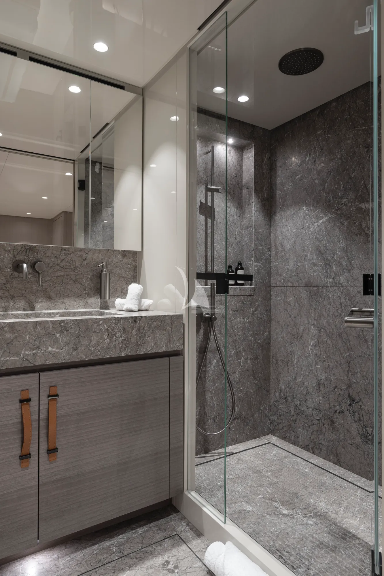 Charter Yacht VAUBAN - Sanlorenzo SL120 Asymmetric - 5 Cabins - Kotor - Tivat - Budva - Montenegro