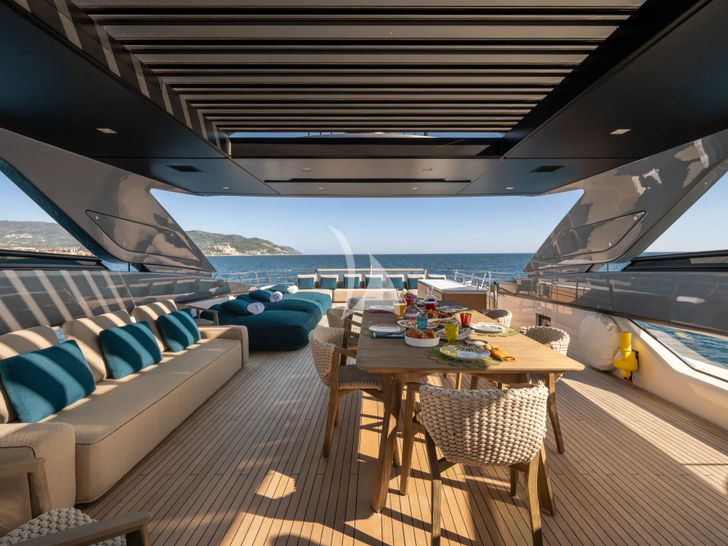 VAUBAN Sanlorenzo SL120 Asymmetric - flybridge VAUBAN Sanlorenzo SL120 Asymmetric - flybridge