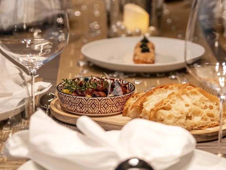 VAUBAN Sanlorenzo SL120 Asymmetric - sample dessert VAUBAN Sanlorenzo SL120 Asymmetric - sample dessert