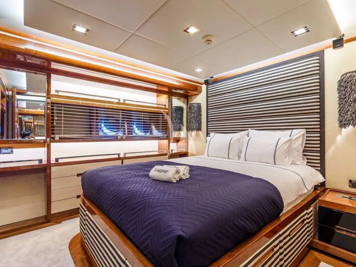 VAY Su Marine 40m - VIP cabin 1 VAY Su Marine 40m - VIP cabin 1